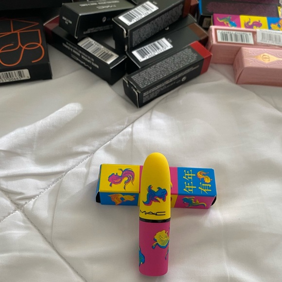 MAC Cosmetics Moon Masterpiece Powder Lipstick - Picture 3 of 5